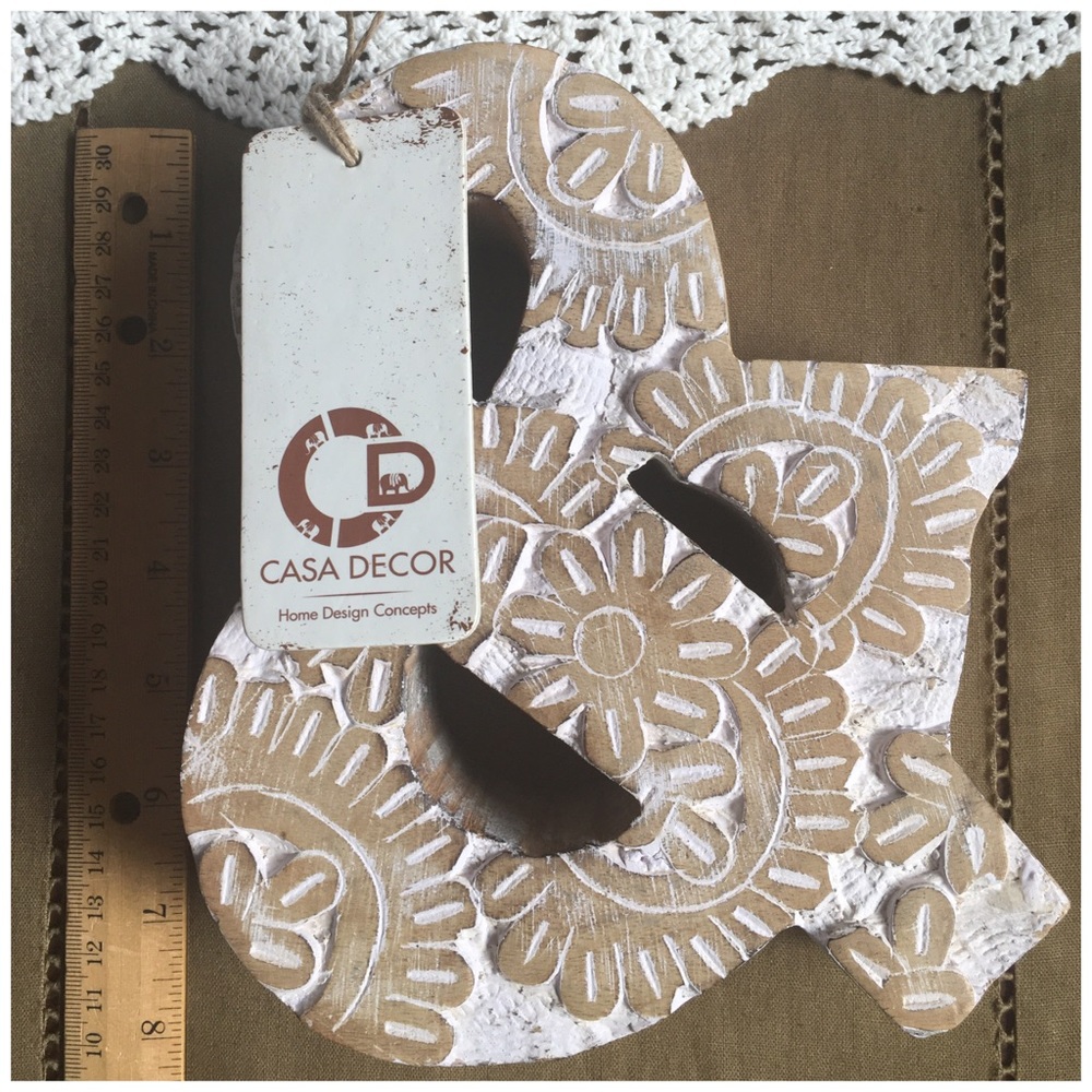Casa Decor Monogramed Wooden "&" Sign